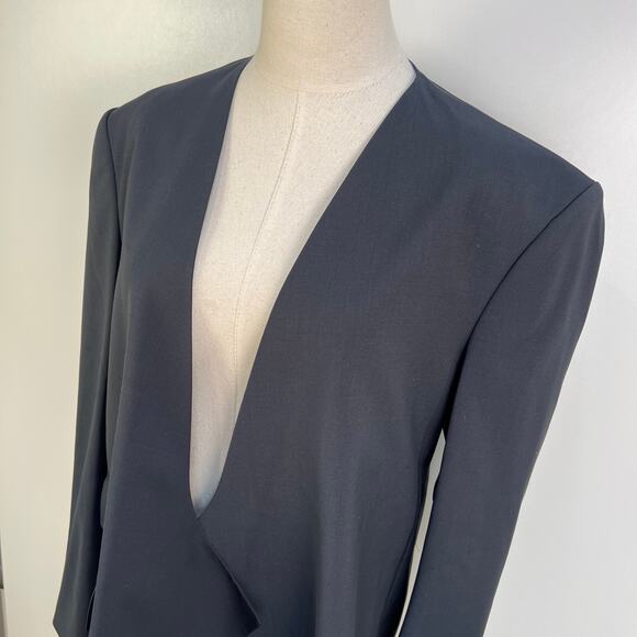 Low Classic Curved Neck Blazer Navy Blue - Picture 2 of 13
